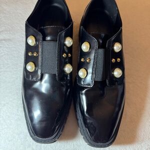 Karl Lagerfeld Black Patent Leather Loafers with Pearls and Gold Studs